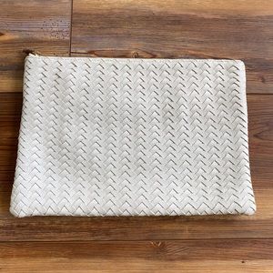 DEUX LUX Woven Clutch White